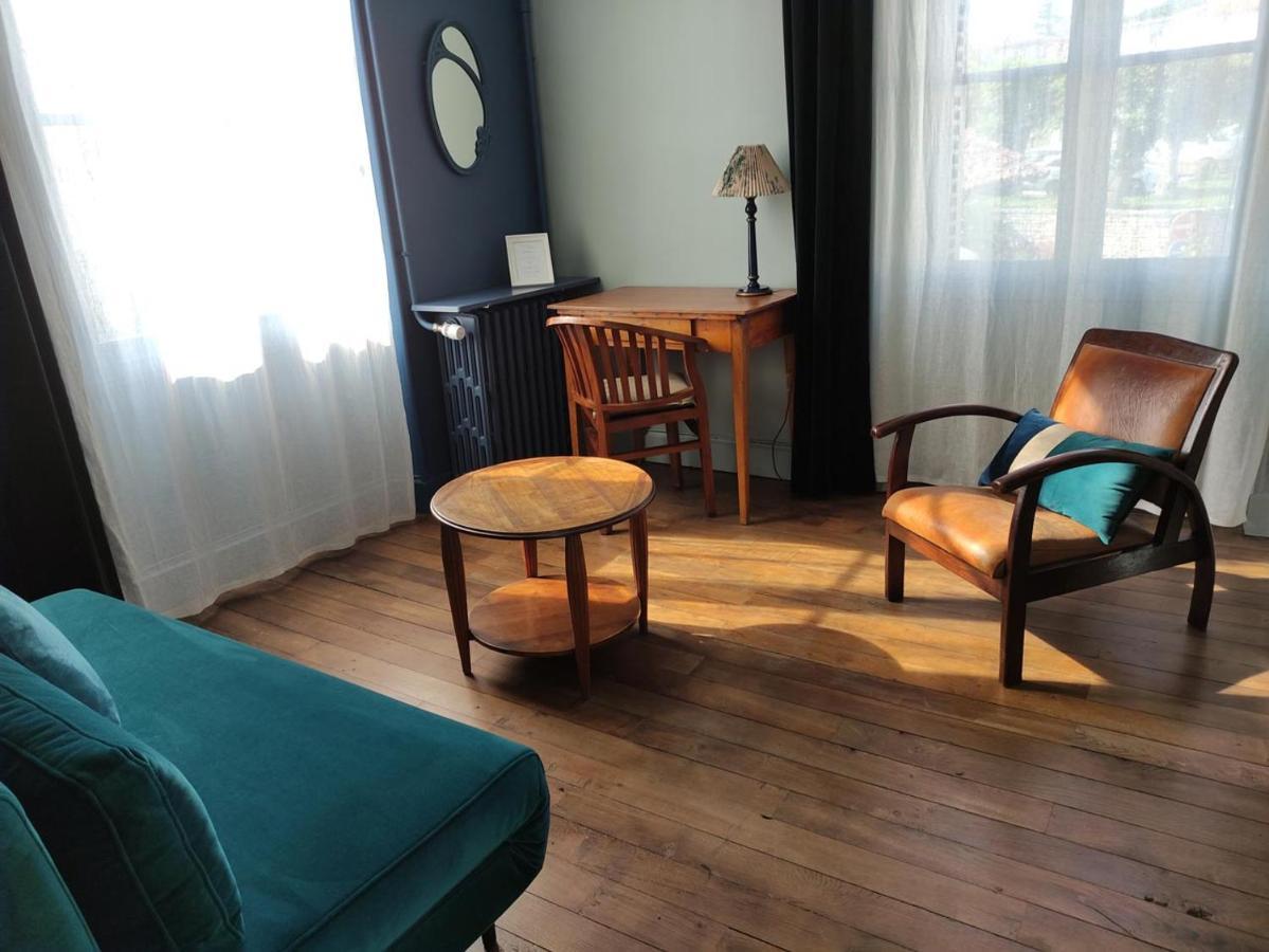 Chambres D'Hotes Cote Halles Pamproux Екстериор снимка